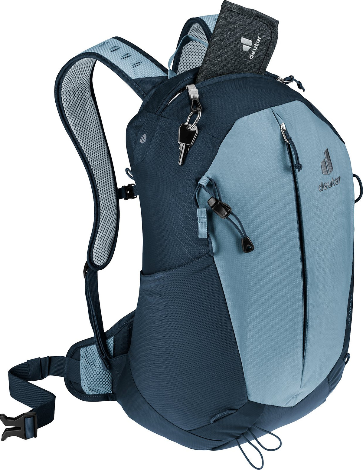 Deuter AC Lite 17 in Atlantic Ink with a small pouch in the open top pocket and keys on the key clip