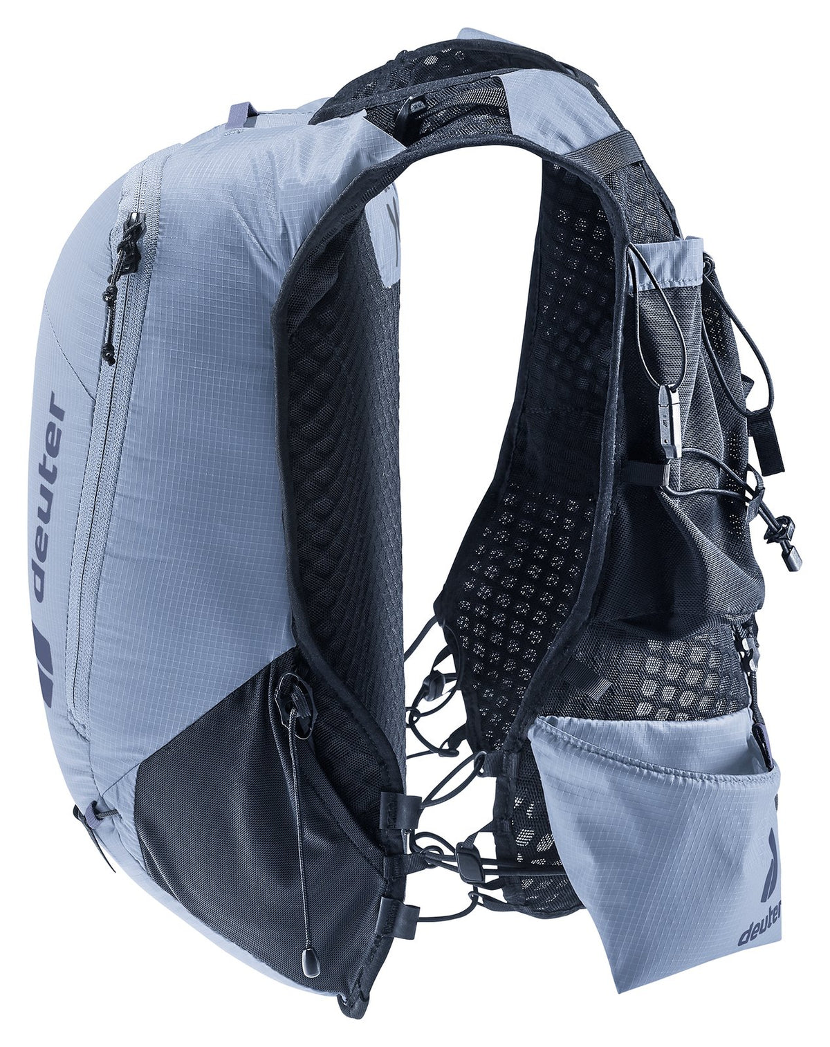 Deuter Ascender 7 in Polar, three-quarter view of the shoulder strap pockets