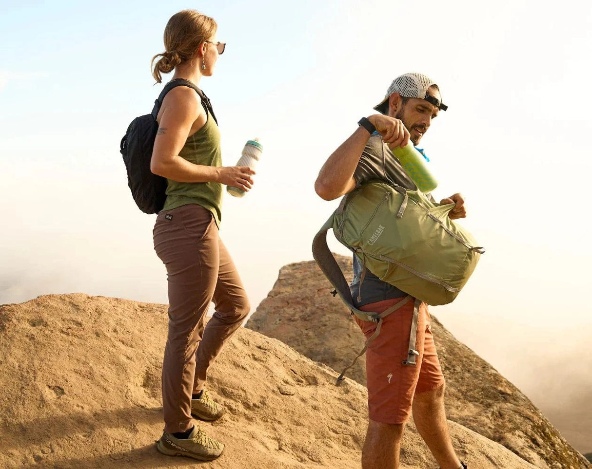 Camelbak Hydration Day Pack Cloud Walker 18