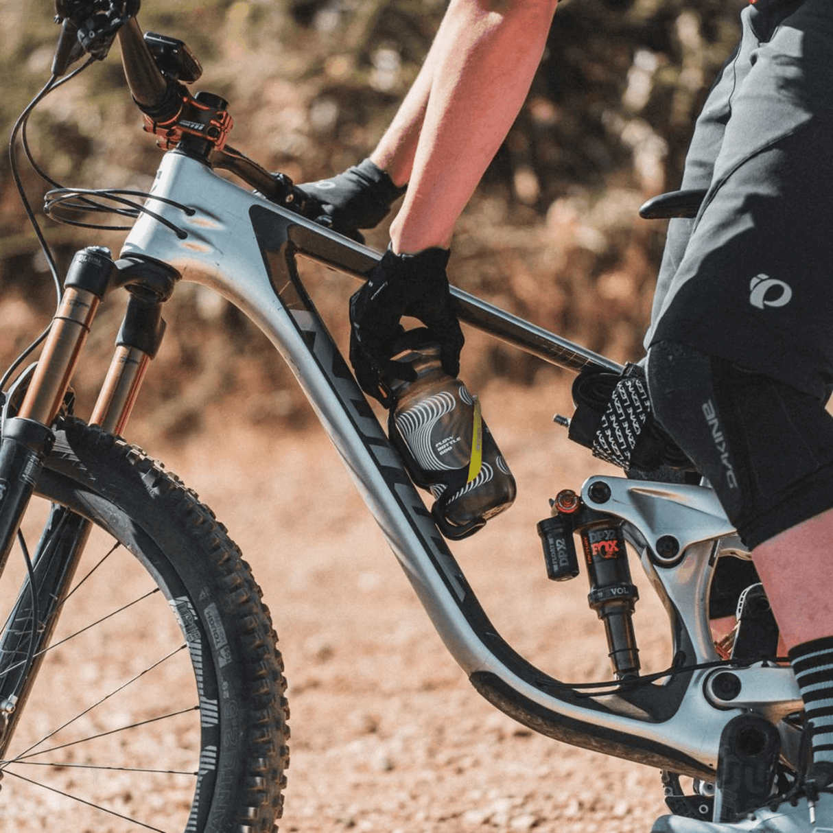 Lezyne Water Bottle Cage Black Matrix Team Cage LZ1BCMTTEAMV104