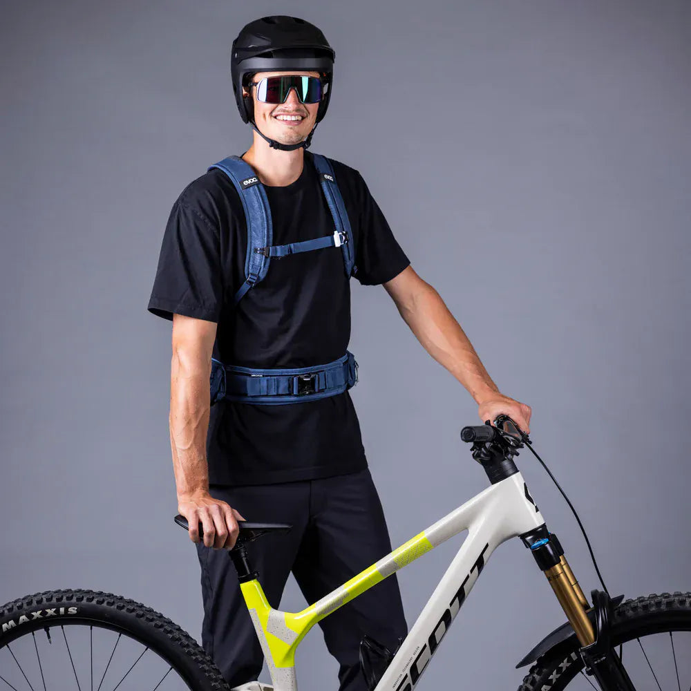 Trail Pro 16 Backpack