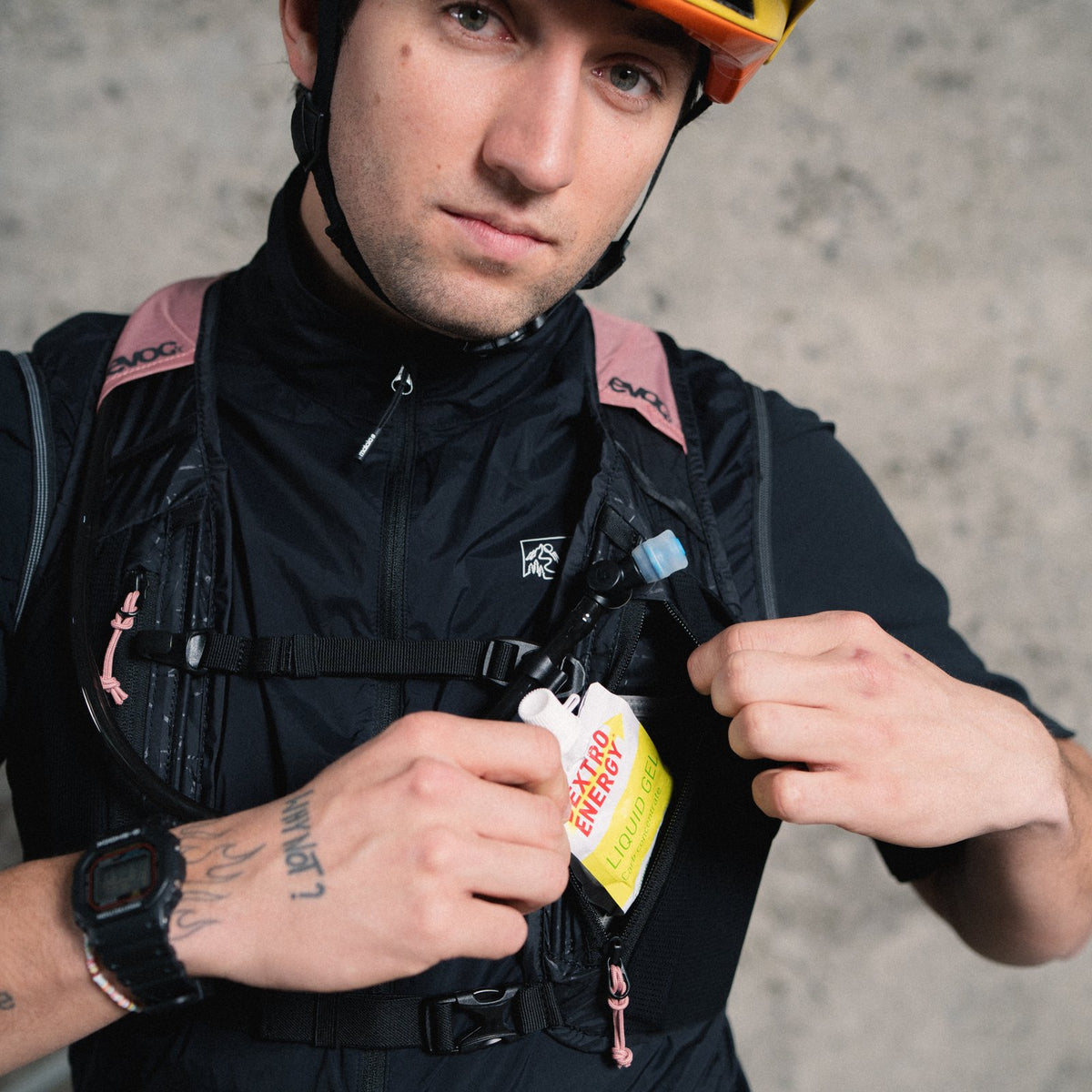 EVOC Hydro Pro 6 + Hydration Bladder 1.5