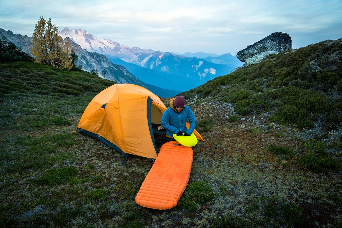 Flyer Self-Inflating Sleeping Pad