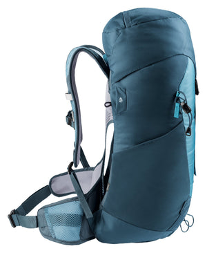 Deuter AC Lite 28 SL in Lagoon Atlantic, side profile showing the gap behind the mesh back