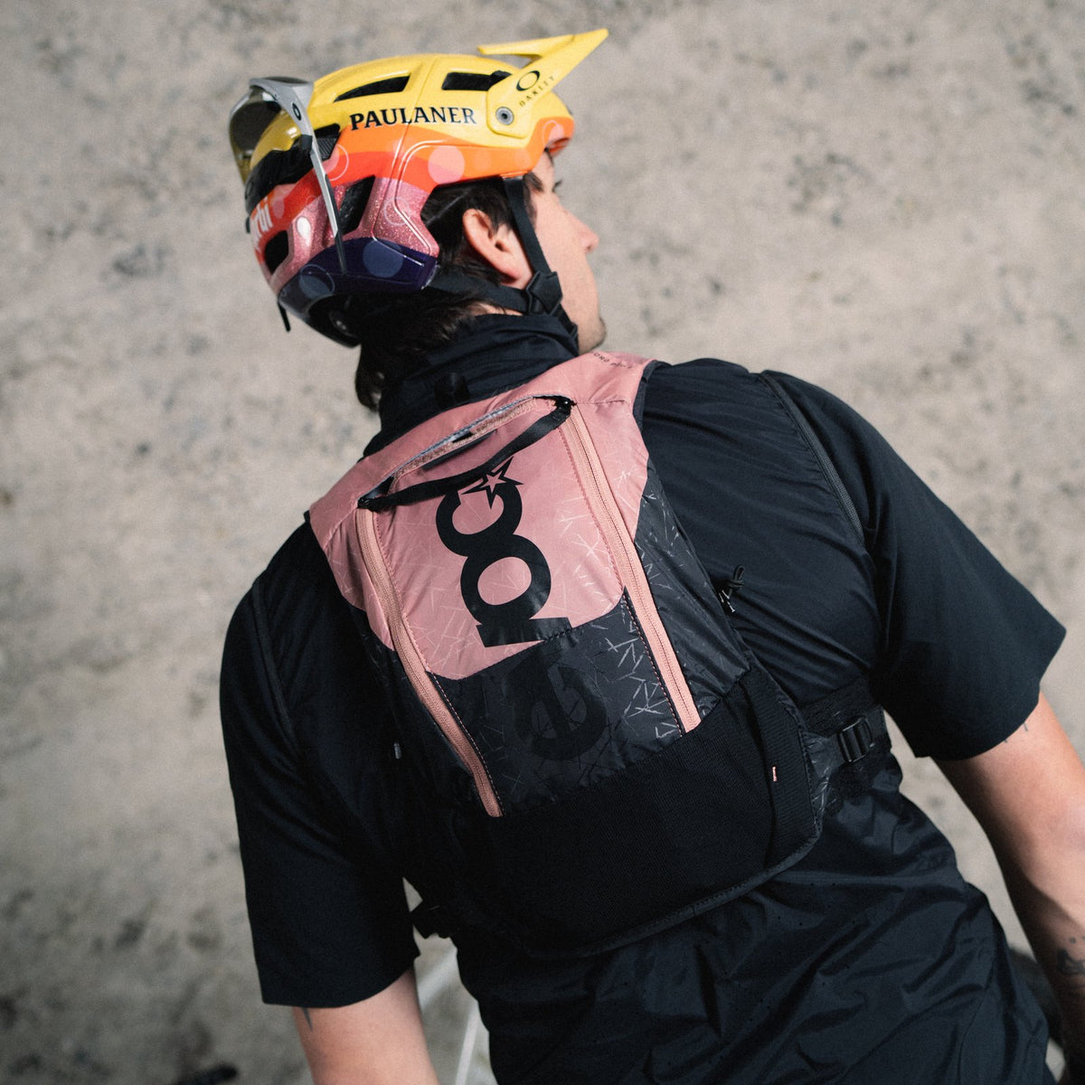 EVOC Hydro Pro 6 + Hydration Bladder 1.5