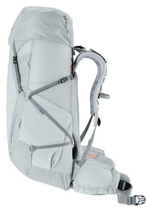 Deuter Aircontact Ultra 45+5 SL side view of the mesh side pocket and shoulder strap
