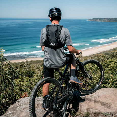 Albek Hydration Pack Bike Hydration Pack H20 Haul Three 1.5L Bladder