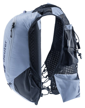 Deuter Ascender 7 in Polar, three-quarter view of the shoulder strap pockets