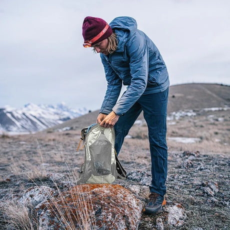 Camelbak Hydration Pack Vapor/Apricot Octane 12 CB2827001000