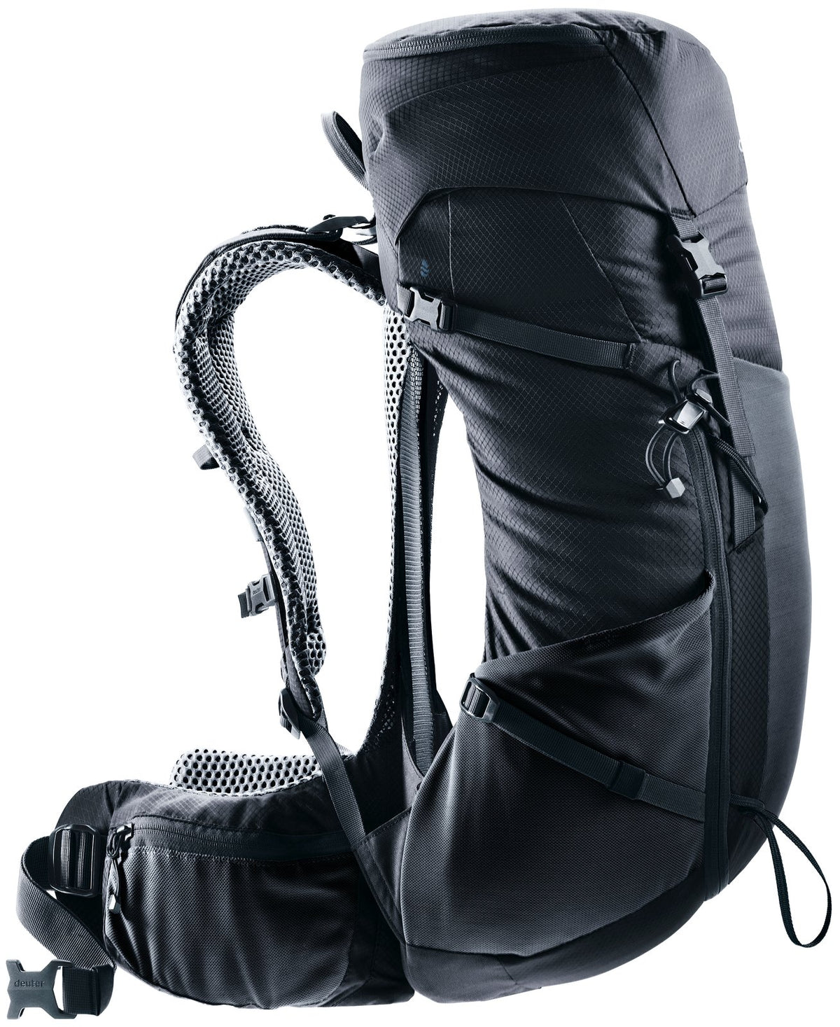 Side profile of the Deuter Futura 26 showing the air gap behind the mesh back