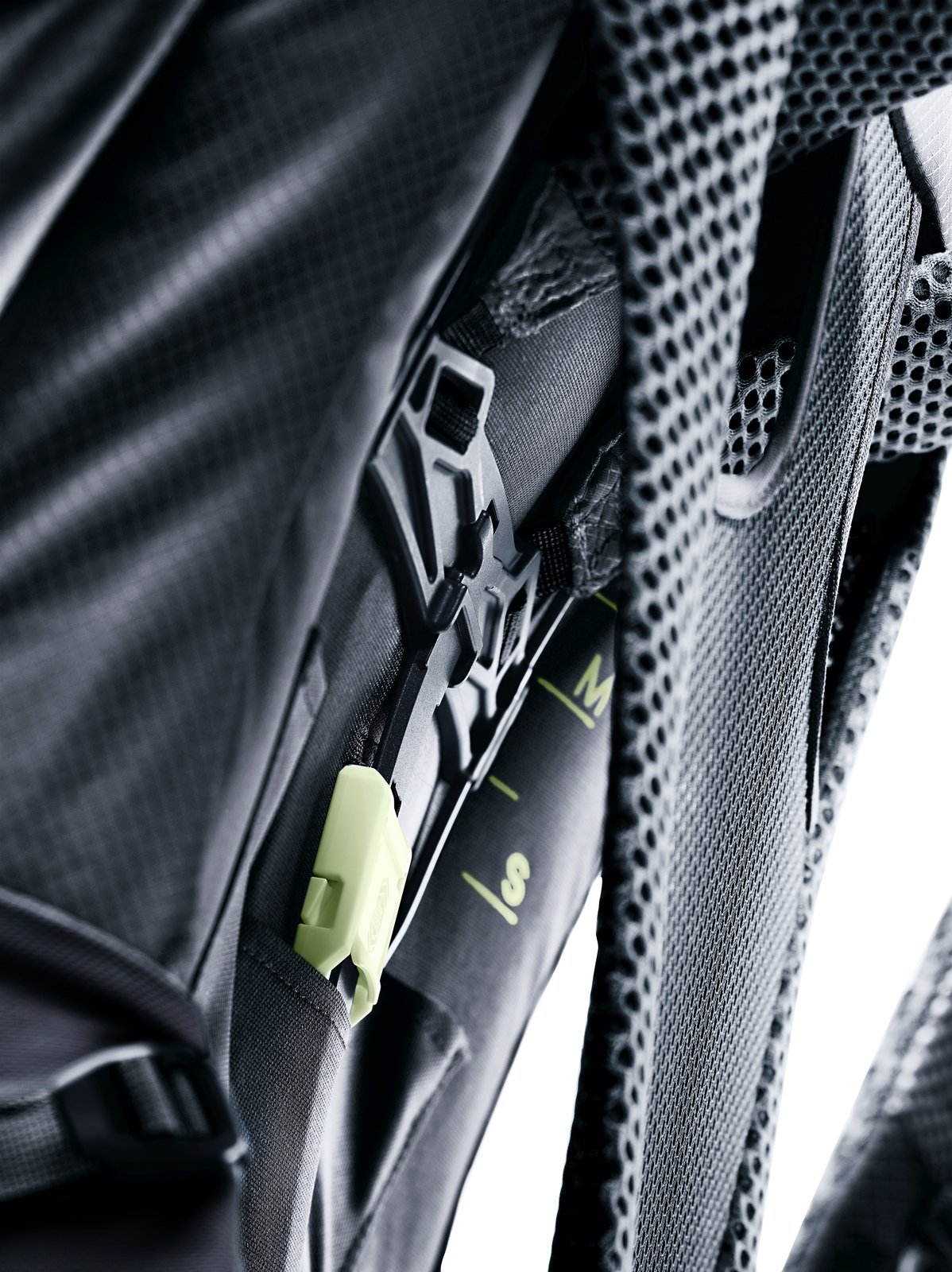 Close-up of the Deuter Futura Pro 32 VariClick back length adjuster