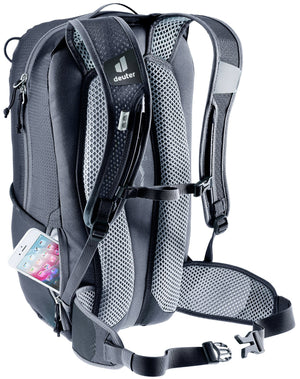 Deuter Race 16 with a smartphone in the side phone pocket