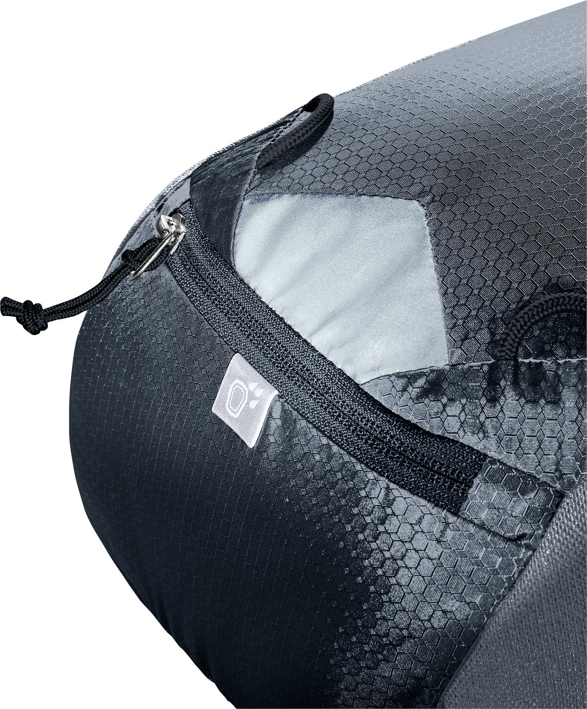 Close-up of the Deuter Race 8 zip and reflective detail