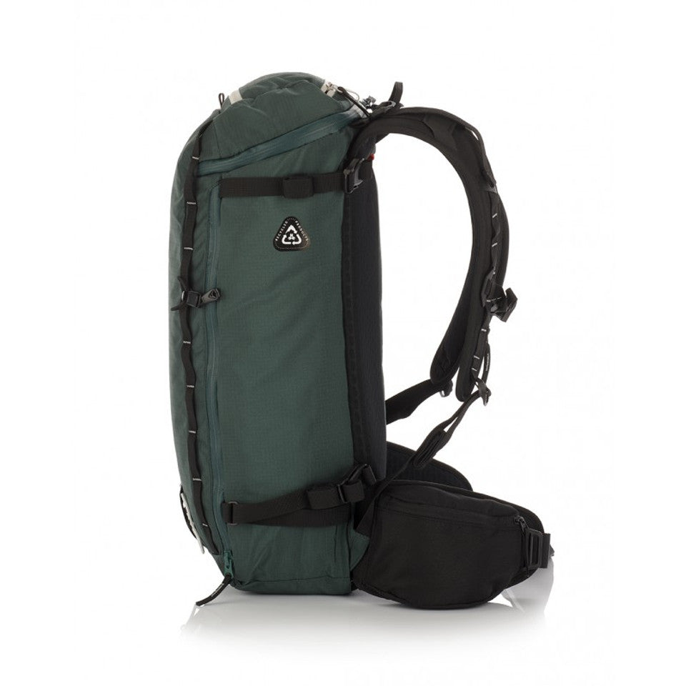 ST 28 Backpack