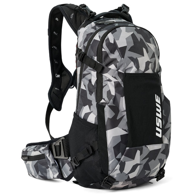 USWE Backpacks Camo Shred 16L MTB Daypack US21601145