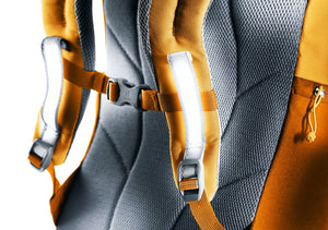 Reflective details on the Deuter Waldfuchs 14 shoulder straps catching the light